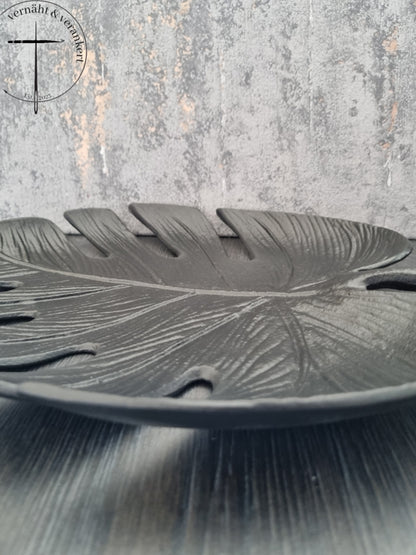 Stilvolle Gusseisen-Dekoschale mit Monsterablatt-Design - Perfekt für Ihr Zuhause